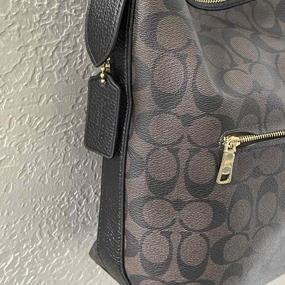 COACH VAL DUFFLE WOMEN'S SIGNATURE CANVAS/PEBBLE LEATHER CROSSBODY BAG NWOT - Picture 7 of 14